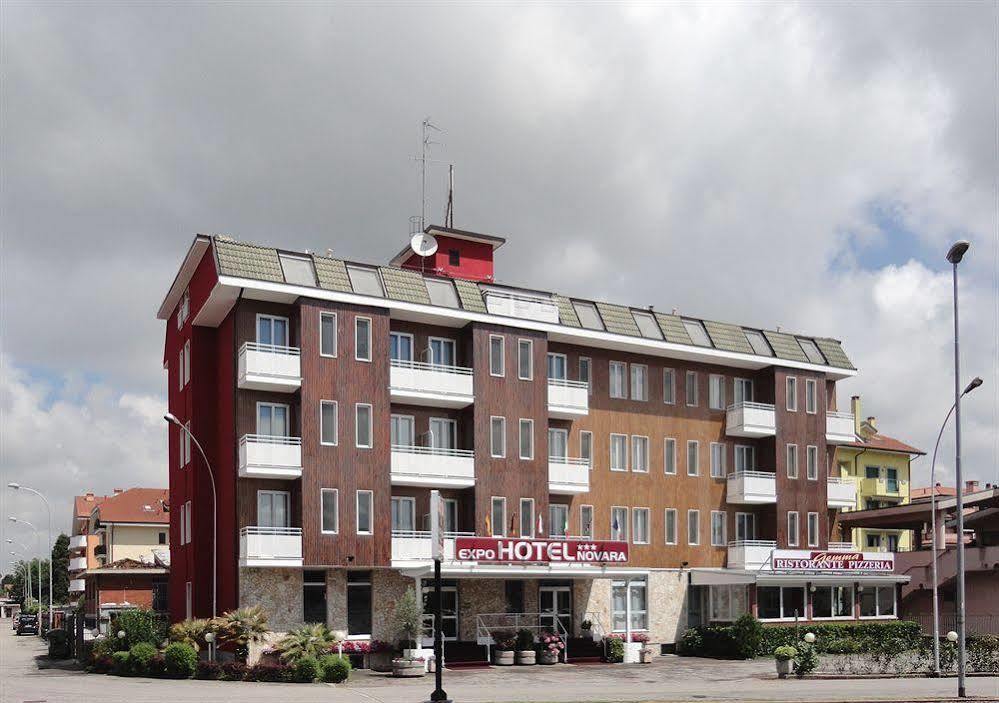 Hotel Ristorante Novara Expo Bareggio Exteriér fotografie